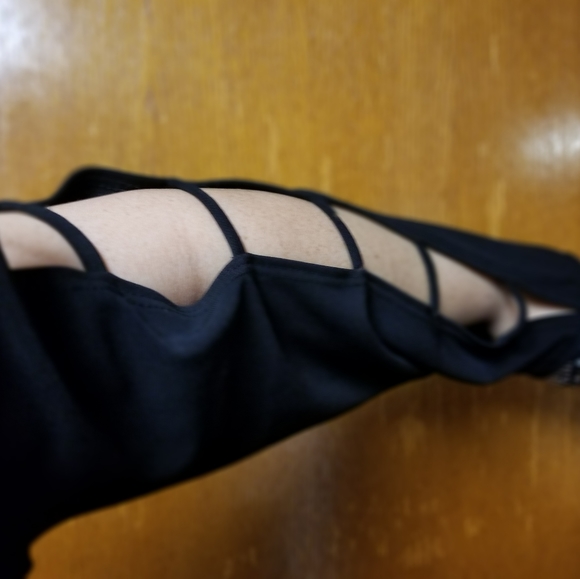 Dress - Picture 4 of 4